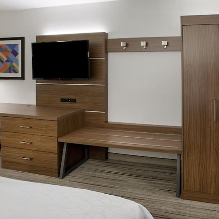 Holiday Inn Express & Suites - Miramar By Ihg Luaran gambar