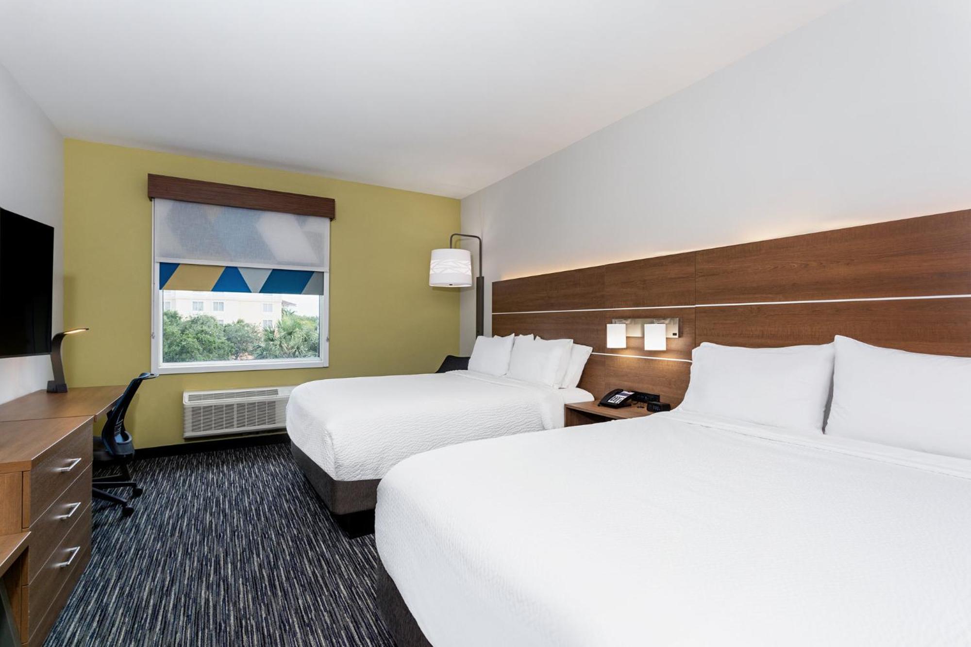 Holiday Inn Express & Suites - Miramar By Ihg Luaran gambar